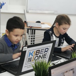 KiberOne объявляет набор юных программистов в Усть-Каменогорске - Школа программирования для детей, компьютерные курсы для школьников, начинающих и подростков - KIBERone г. Красноуральск